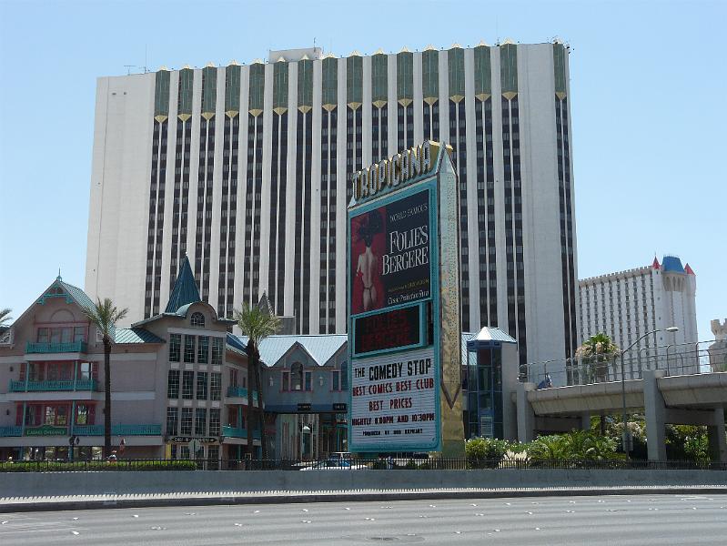 Tropicana P1020846.JPG
